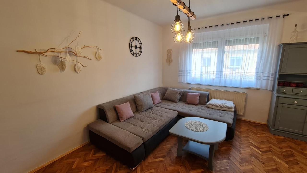 Ri-Jo Apartman Mohács Extérieur photo